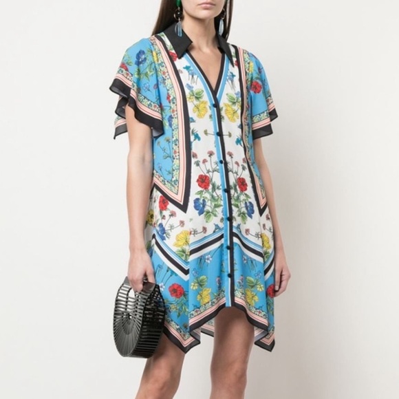 Alice + Olivia Dresses & Skirts - Alice + Olivia Conner Floral Scarf Handkerchief Floral Shirt Dress Size Medium